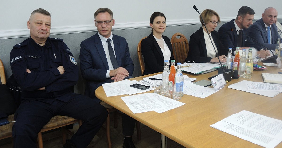 Gmina Padew Narodowa z budżetem na 2025 rok. Jakie założenia? - HEJ.MIELEC.PL