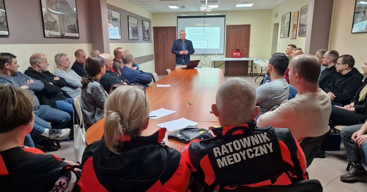Ważne szkolenie w mieleckim pogotowiu - HEJ.MIELEC.PL