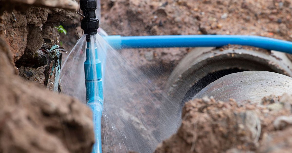 Kolejna awaria wodociągu w centrum Mielca - HEJ.MIELEC.PL