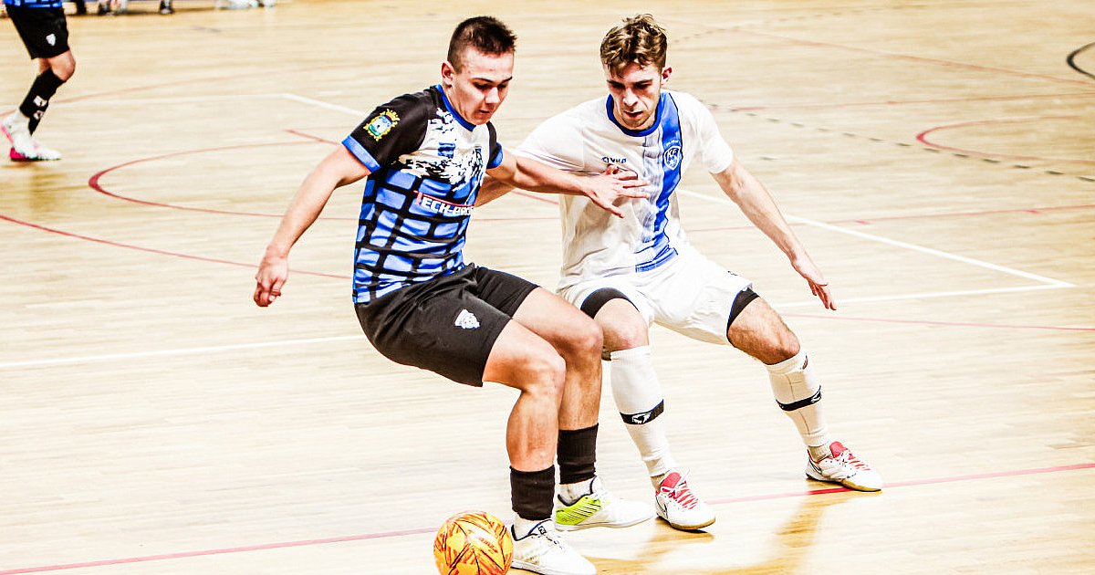 DZISIAJ gra STAL! Wieczorem w hali MOSiR mecz FUTSALU! - HEJ.MIELEC.PL