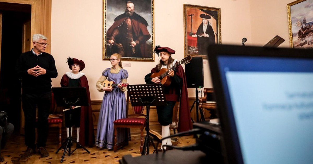 Mieleckie kolędowanie w Suchej Beskidzkiej. Wystąpił Hortus Musicus - HEJ.MIELEC.PL