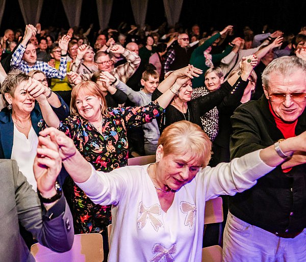 Są żywą legendą polskiej muzyki! Rozkołysali Radomyśl [FOTO, WIDEO]-94533