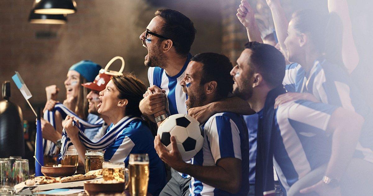 Jest bistro w hali sportowej! Rusza strefa kibica! - HEJ.MIELEC.PL