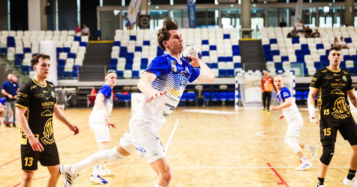Majówka z liderem! Handball Stal Mielec podejmie Padwę Zamość  - HEJ.MIELEC.PL