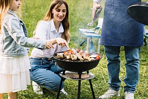 Czy 2 maja to dzień wolny od pracy? Jak działają sklepy i urzędy?-96080