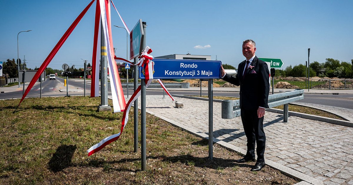 Rondo Konstytucji 3 Maja w Woli Mieleckiej. To już oficjalne [FOTO] - HEJ.MIELEC.PL