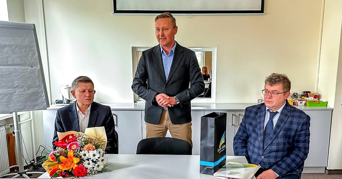 Jacek Wiśniewski formalnie objął nową funkcję - HEJ.MIELEC.PL