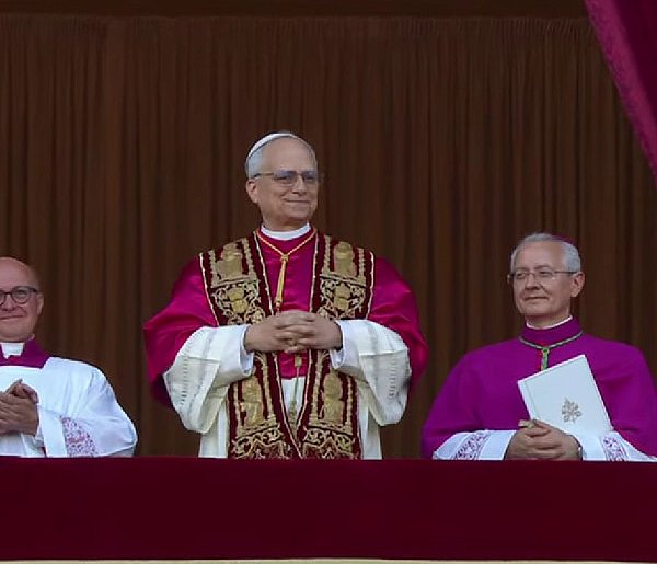 Nowy papież ukazał się światu. Takie przyjął imię!-96331