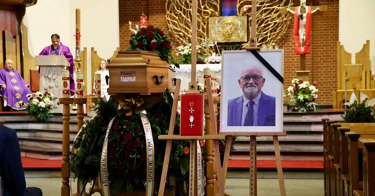Mielczanie pożegnali Andrzeja Osnowskiego [FOTO] - HEJ.MIELEC.PL