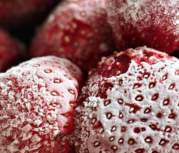Salmonella w truskawkach z Biedronki. GIS ostrzega przed tą partią-96672