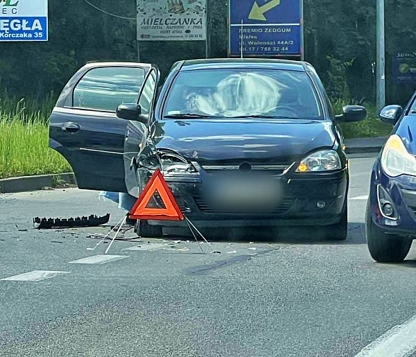 Kolizja na Wolności, chwilowe utrudnienia-96681