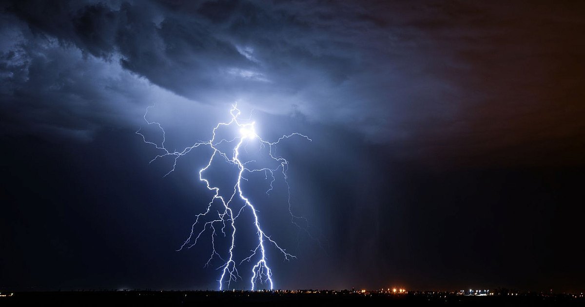 Pogodowe ostrzeżenie. Będą burze, wiatr i grad - HEJ.MIELEC.PL