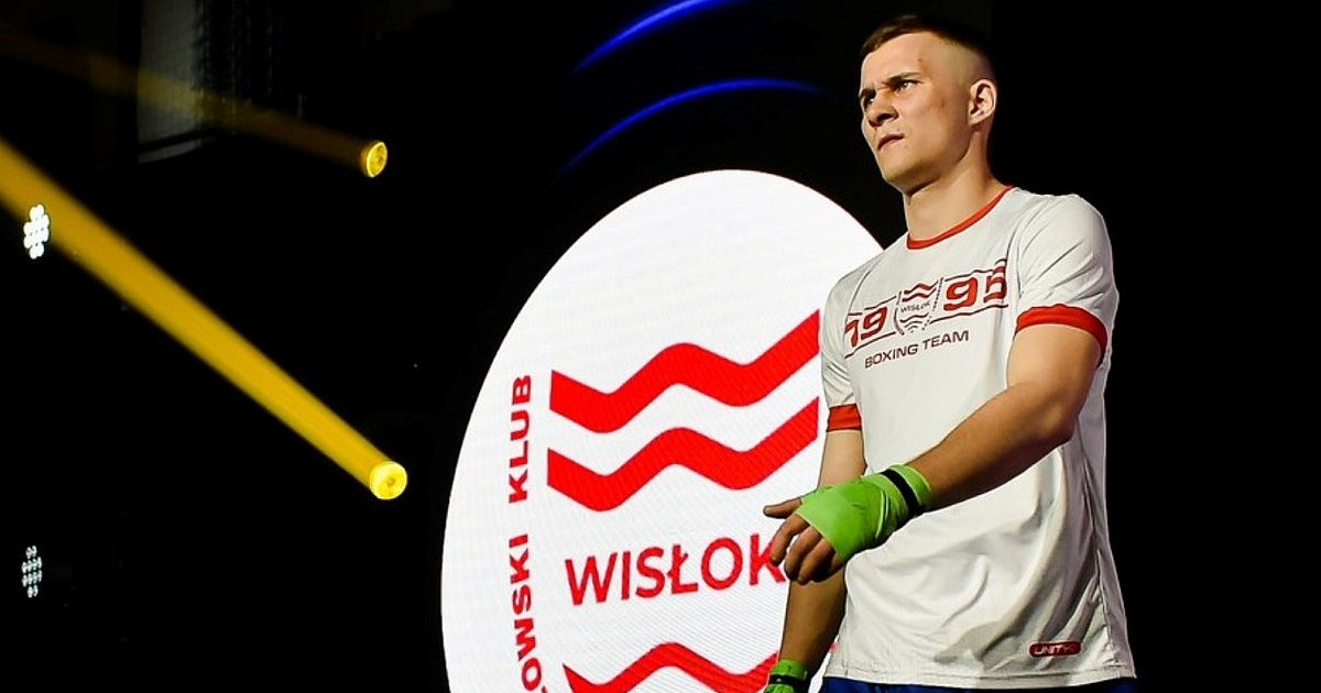 Krystian Kopeć niepokonany w Polskiej Lidze Boksu. W piątek powalczy o pierwsze ligowe zwycięstwo zespołu - HEJ.MIELEC.PL
