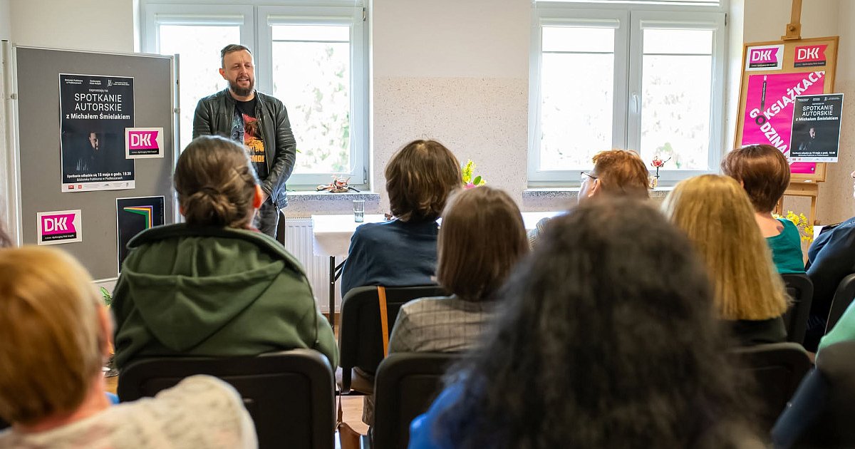 Zbrodnia doskonała? Spotkanie z Michałem Śmielakiem w Podleszanach - HEJ.MIELEC.PL