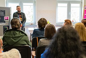 Zbrodnia doskonała? Spotkanie z Michałem Śmielakiem w Podleszanach-96772