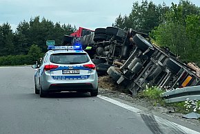 Groźnie na obwodnicy Mielca. Ciężarówka wypadła z drogi-96865