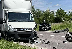 Wypadek na ul. Sienkiewicza! Droga zablokowana-97053