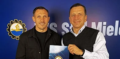 Piotr Wlazło zostaje w Stali Mielec-97143