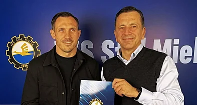 Piotr Wlazło zostaje w Stali Mielec-97143