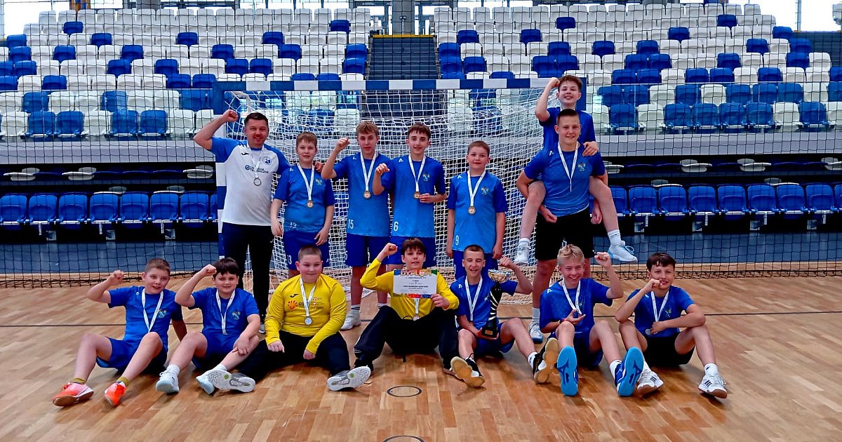Szczypiorniści z SP 8 w Mielcu zagrają w finale Ogólnopolskich Igrzysk Dzieci - HEJ.MIELEC.PL