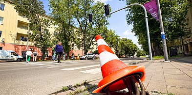 Sygnalizacja w centrum nieczynna. „Słup wywrócił się”-97342