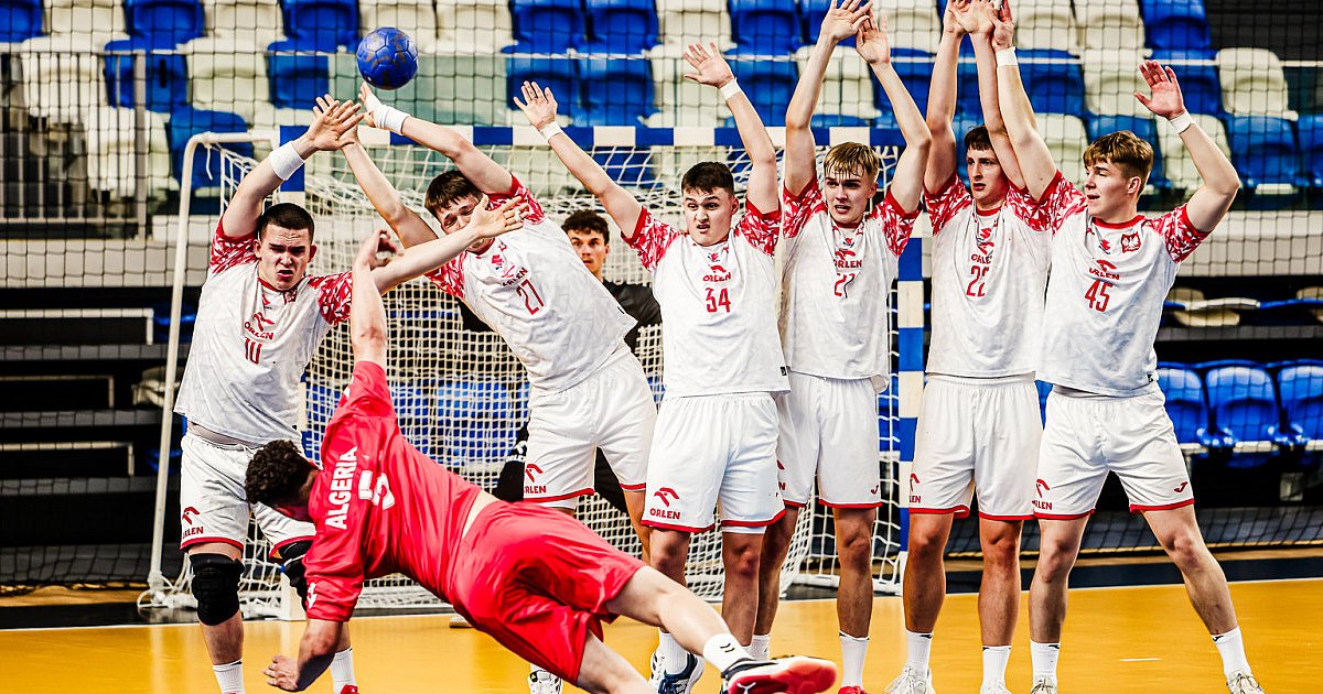 Polska w Mielcu podejmuje Algierię. Pierwszy mecz za nami [FOTO] - HEJ.MIELEC.PL