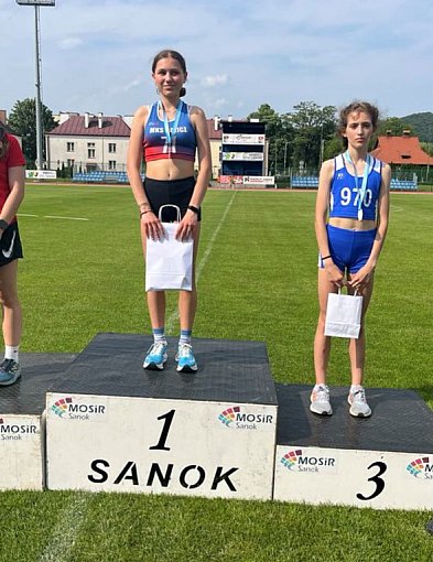 Medalowy sukces lekkoatletów z Mielca na Mistrzostwach Sanoka-97377