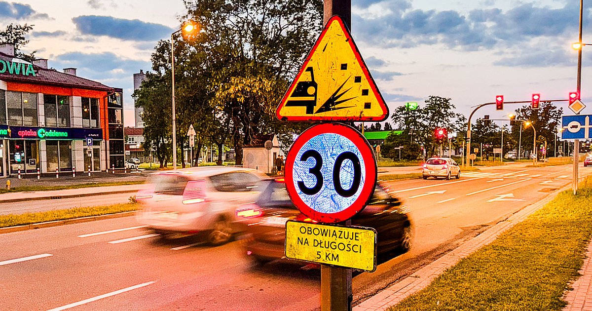 Uwaga kierowcy! Ruszyły naprawy dróg "na kamyczki"! Dlaczego? - HEJ.MIELEC.PL