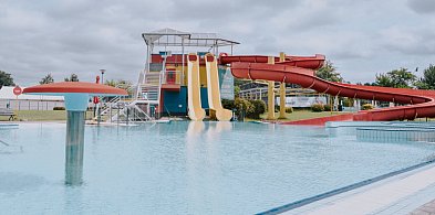 Słoneczny weekend? Zapraszamy na baseny odkryte!-97420
