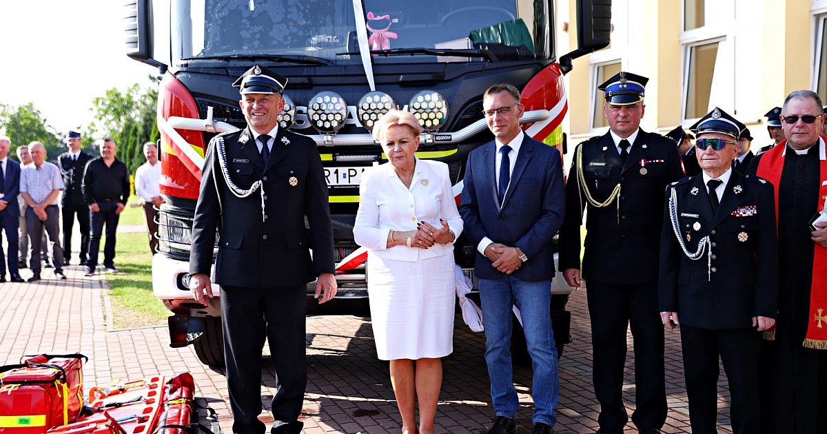 185 lat OSP Padew Narodowa. Nowy wóz i mocny szampan [FOTO]