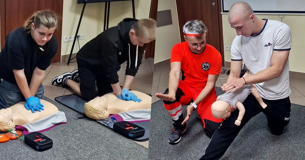 Ważne szkolenie młodzieży w mieleckim pogotowiu - HEJ.MIELEC.PL