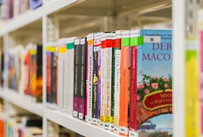 Biblioteka na wakacje. Zmiana godzin otwarcia-97740