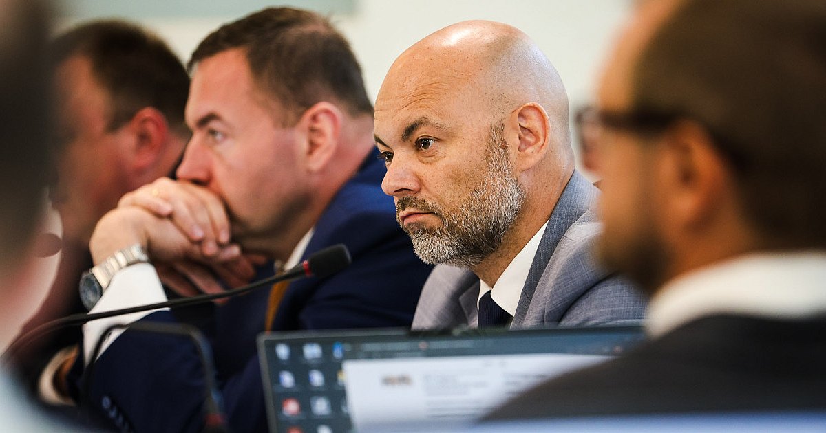 Prezydent Radosław Swół z absolutorium i wotum zaufania - HEJ.MIELEC.PL