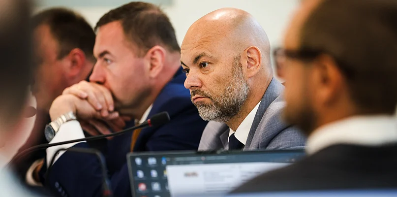 Prezydent Radosław Swół z absolutorium i wotum zaufania - 97926