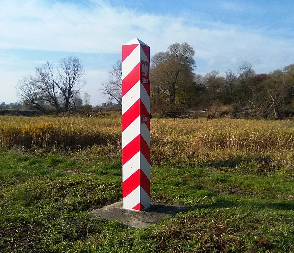 Nie każdy przejedzie bez zatrzymania. Wracają kontrole na granicach Polski-97951