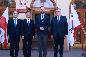 Nowa umowa na czołgi K2 coraz bliżej. "Wzmocnić polski przemysł zbrojeniowy"-98038
