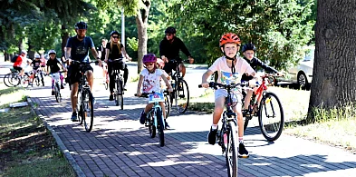 Rowerzyści podbijają mieleckie lasy [FOTO]-98065