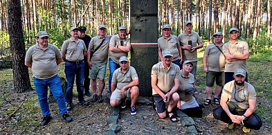 Mielczanie porządkowali cmentarz legionowy na Ukrainie [FOTO]-98149