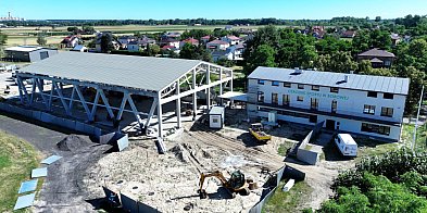 Budowa hali sportowej w Borowej nabiera tempa [FOTO]-98197