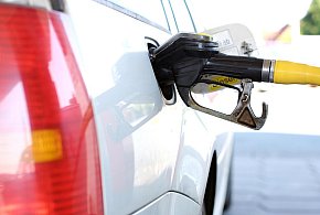 Ceny paliw w Polsce. Benzyna i LPG tanieją, ale diesel nie chce odpuścić-98249