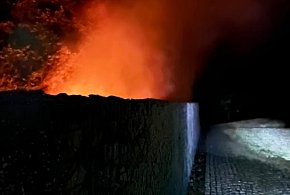 Nocny pożar na granicy gmin. Płonęły śmieci-98268