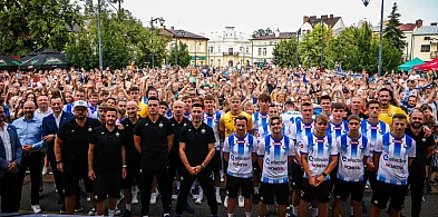 Biało-niebieskie święto na Rynku. Ze Stalą Mielec i Dańcem [FOTO]-98272