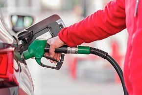Ceny paliw rozjeżdżają się na stacjach. "Najdroższy od marca"-98433
