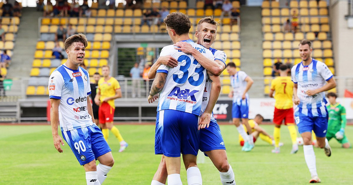 ZNICZ PRUSZKÓW - FKS STAL MIELEC. Strzelanina za trzy punkty! [FOTO] - HEJ.MIELEC.PL