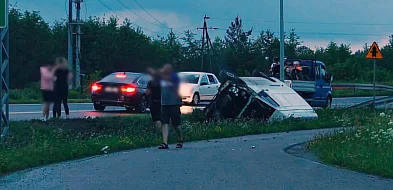 Dachowanie na obwodnicy: skrzyżowanie Trześń - Ławnica-98666