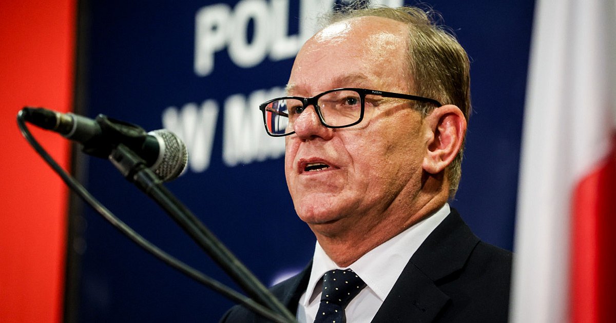 Wicewojewoda w Mielcu: ponad 20% kobiet chce ubierać mundur - HEJ.MIELEC.PL