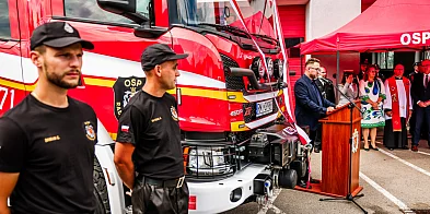 Najbardziej zapracowani strażacy OSP mają nowy wóz -99078