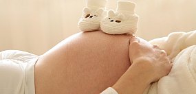 Mniej dzieci, mniej porodówek. Szpitale wygaszają