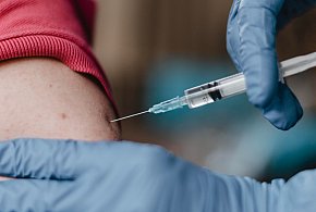 Nowa metoda oszustów. Tak próbują „oskubać” seniorów-99550