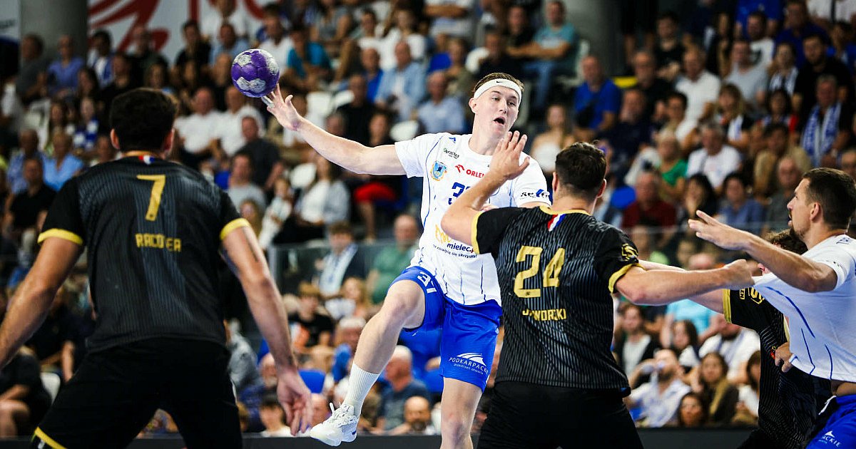 Handball Stal Mielec - Azoty Puławy. Pierwsze oczko [FOTO] - HEJ.MIELEC.PL